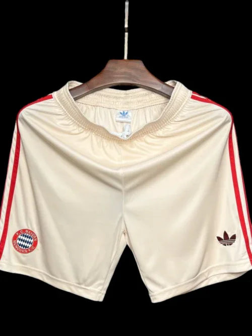 Short Bayern Munich 2024-25